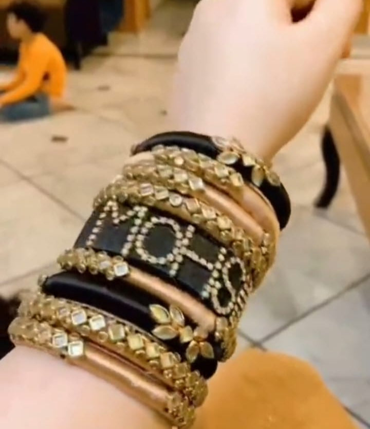 Classic Bangles Churi